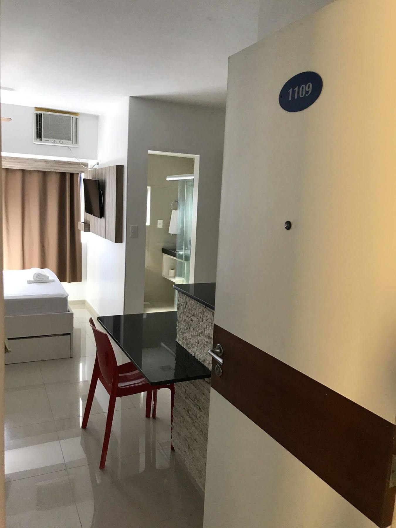 Everest Flats Aparthotel 2*